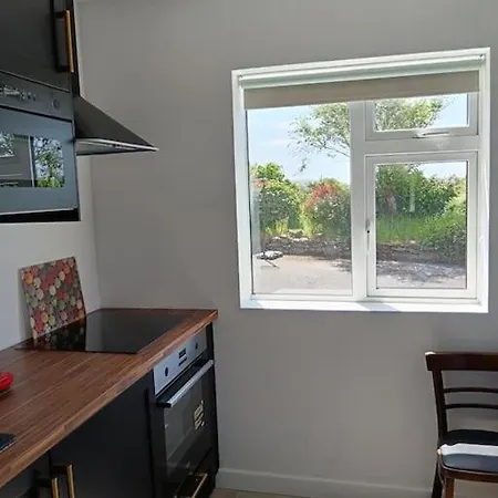 Escape -2 Bed -sleeps 4 *