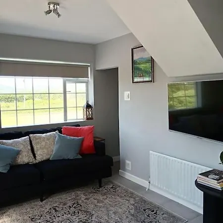 Escape -2 Bed -sleeps 4